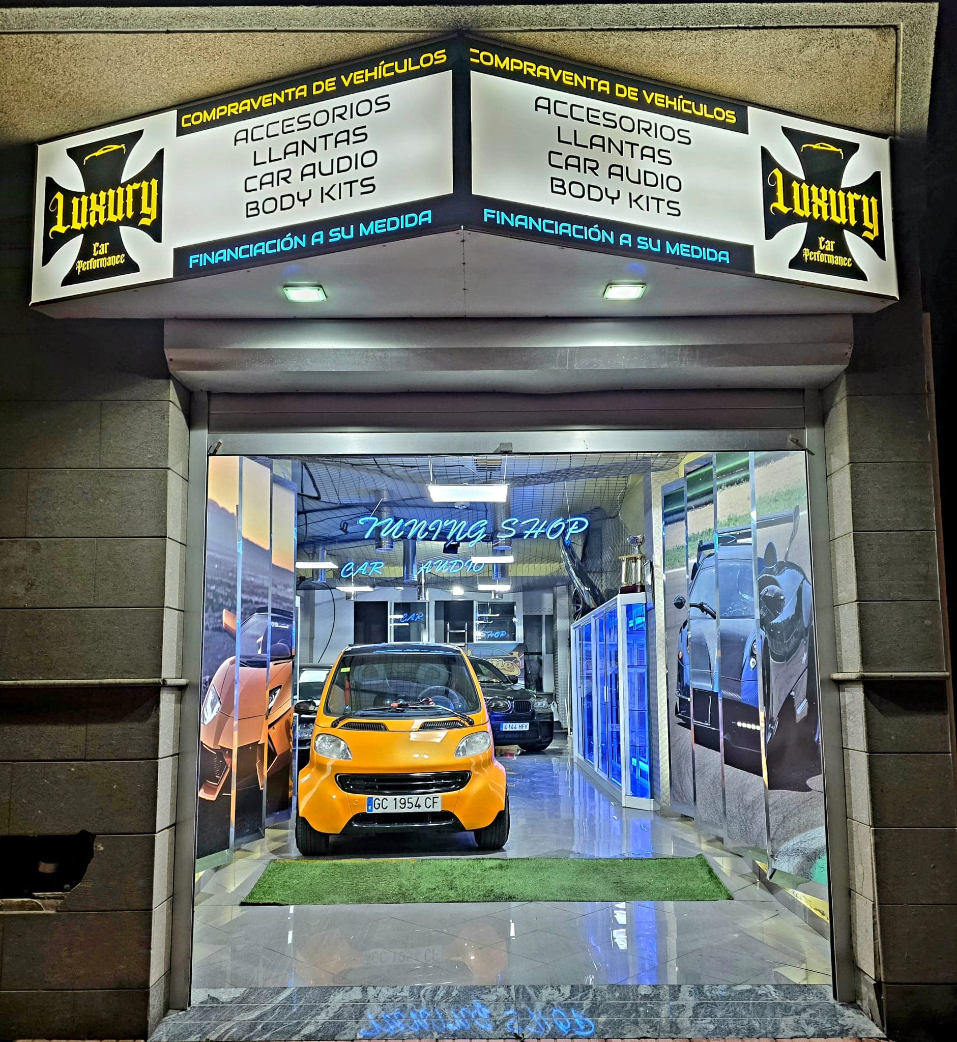 Fachada de Luxury Cars Performance